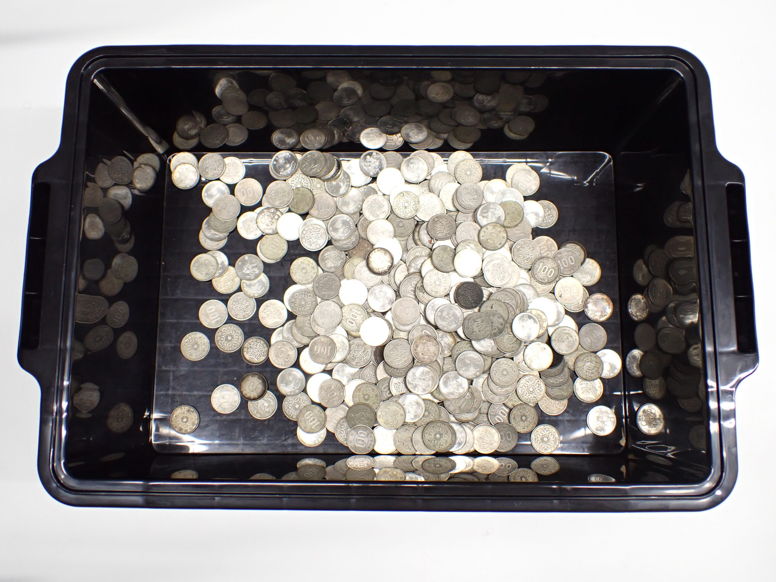 古銭買取実績】 2025年10月11日 100円銀貨 437枚 - トレジャーループ